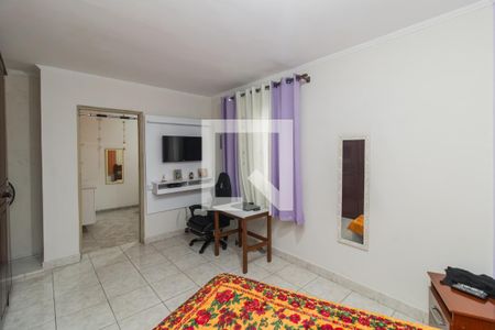 Casa à venda com 200m², 4 quartos e 2 vagas Casa à venda com 200m², 4 quartos e 2 vagasQuarto 2