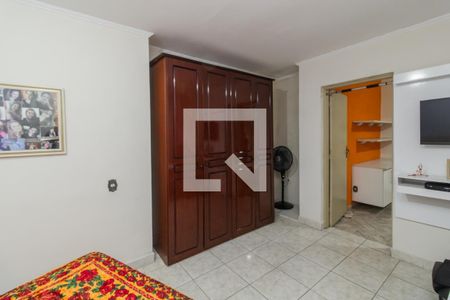 Casa à venda com 200m², 4 quartos e 2 vagas Casa à venda com 200m², 4 quartos e 2 vagasQuarto 2