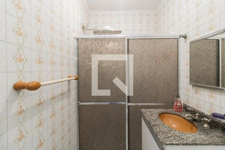 Casa à venda com 200m², 4 quartos e 2 vagas Casa à venda com 200m², 4 quartos e 2 vagasBanheiro de serviço