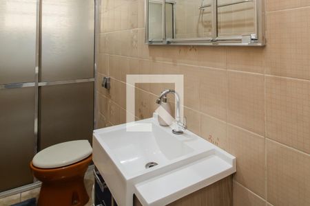 Casa à venda com 200m², 4 quartos e 2 vagas Casa à venda com 200m², 4 quartos e 2 vagasBanheiro