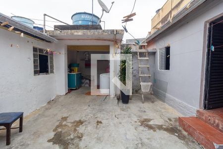 Casa à venda com 192m², 3 quartos e 2 vagas Casa à venda com 192m², 3 quartos e 2 vagasQuintal