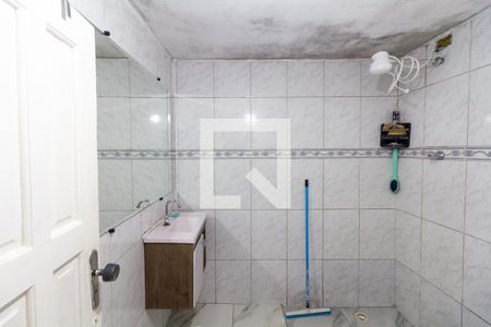 Casa à venda com 192m², 3 quartos e 2 vagas Casa à venda com 192m², 3 quartos e 2 vagasBanheiro Social 1