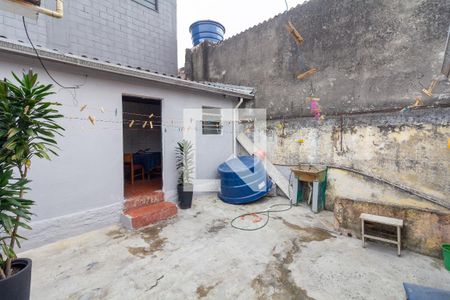Casa à venda com 192m², 3 quartos e 2 vagas Casa à venda com 192m², 3 quartos e 2 vagasQuintal