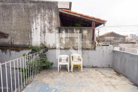 Casa à venda com 192m², 3 quartos e 2 vagas Casa à venda com 192m², 3 quartos e 2 vagasVaranda