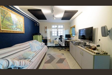 Casa à venda com 291m², 3 quartos e 3 vagas