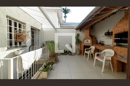 Casa à venda com 291m², 3 quartos e 3 vagas