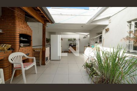 Casa à venda com 291m², 3 quartos e 3 vagas