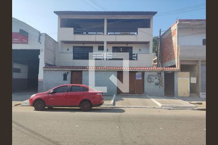 Casa para alugar com 400m², 3 quartos e 3 vagasFachada