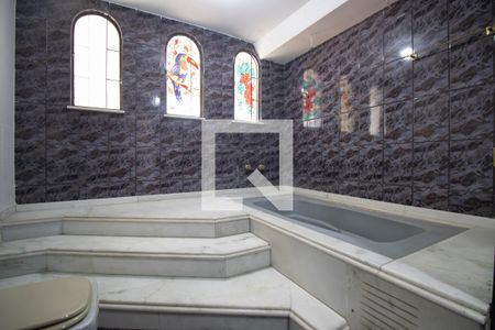 Casa para alugar com 400m², 3 quartos e 3 vagasBanheiro da Suíte