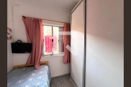 Casa à venda com 230m², 3 quartos e 2 vagas Casa à venda com 230m², 3 quartos e 2 vagasQuarto 3