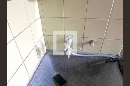 Casa à venda com 230m², 3 quartos e 2 vagas Casa à venda com 230m², 3 quartos e 2 vagasÁrea de Serviço