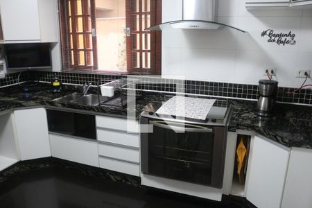 Casa para alugar com 281m², 4 quartos e 2 vagasCozinha