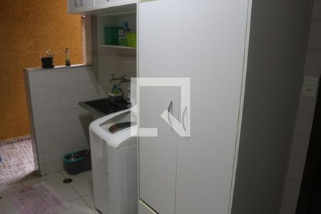Casa para alugar com 281m², 4 quartos e 2 vagasÁrea de Serviço