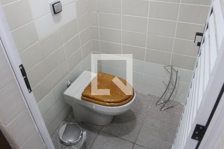 Casa para alugar com 281m², 4 quartos e 2 vagasLavabo 2