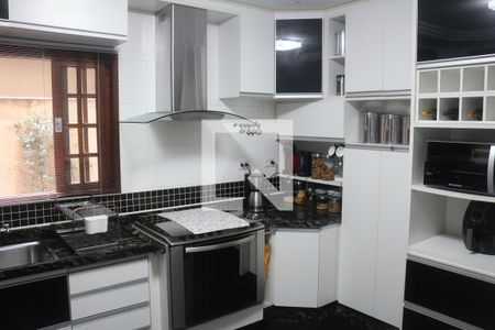 Casa para alugar com 281m², 4 quartos e 2 vagasCozinha