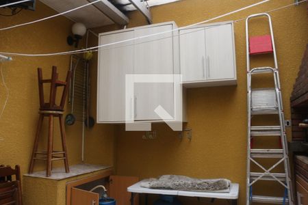 Casa para alugar com 281m², 4 quartos e 2 vagasQuintal
