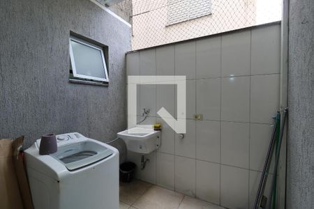 Apartamento para alugar com 55m², 2 quartos e 1 vagaÁrea de Serviço