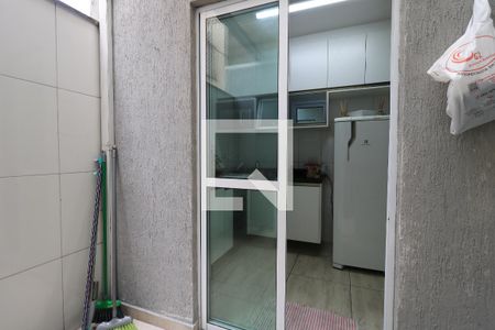 Apartamento para alugar com 55m², 2 quartos e 1 vagaÁrea de Serviço