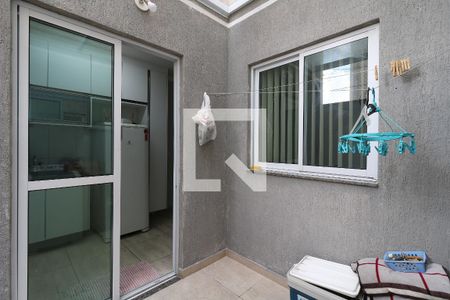 Apartamento para alugar com 55m², 2 quartos e 1 vagaÁrea de Serviço