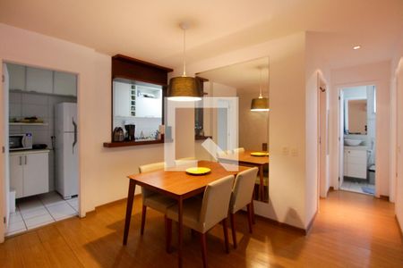 Sala de apartamento para alugar com 2 quartos, 82m² em Barra da Tijuca, Rio de Janeiro