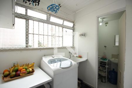 Apartamento para alugar com 96m², 4 quartos e 1 vagaÁrea de serviço