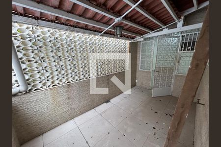 Apartamento à venda com 71m², 2 quartos e sem vagaÁrea comum