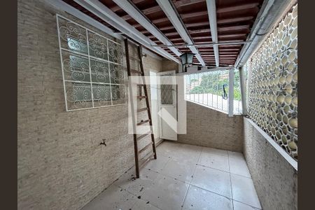 Apartamento à venda com 71m², 2 quartos e sem vagaArea com