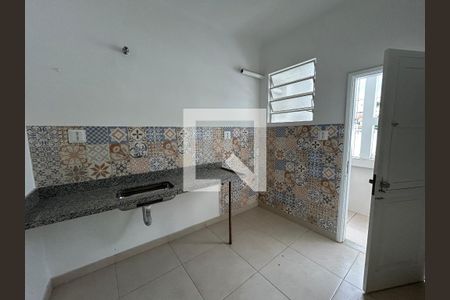 Apartamento à venda com 71m², 2 quartos e sem vagaCozinha