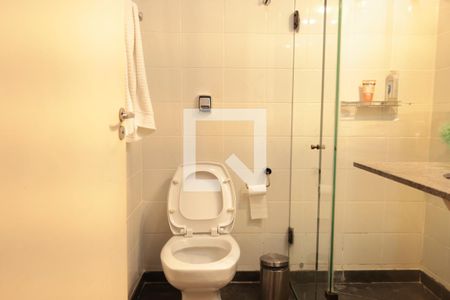 Apartamento à venda com 154m², 3 quartos e 2 vagasBanheiro da Suíte 2