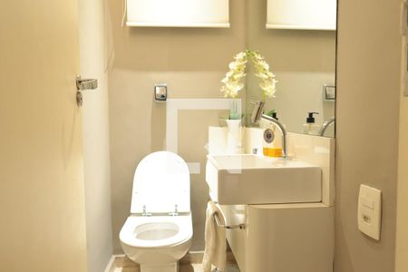 Apartamento à venda com 154m², 3 quartos e 2 vagasBanheiro da Suíte 3