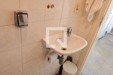 Apartamento à venda com 154m², 3 quartos e 2 vagasBanheiro de serviço
