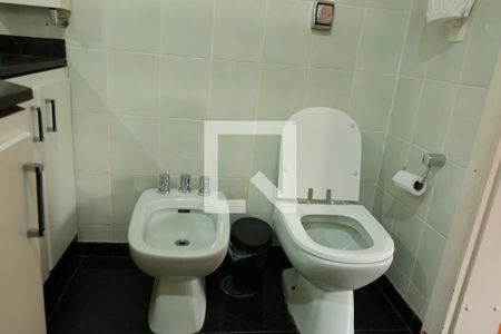 Apartamento à venda com 154m², 3 quartos e 2 vagasBanheiro da Suíte 1