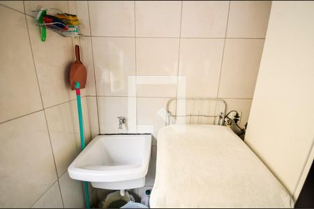 Apartamento à venda com 62m², 2 quartos e 1 vaga Apartamento à venda com 62m², 2 quartos e 1 vagaÁrea de Serviço