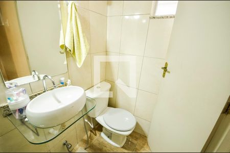 Apartamento à venda com 62m², 2 quartos e 1 vaga Apartamento à venda com 62m², 2 quartos e 1 vagaBanheiro