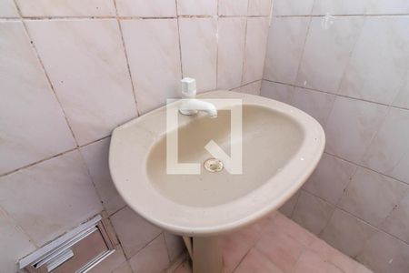 Casa à venda com 365m², 1 quarto e 1 vagaBanheiro 2