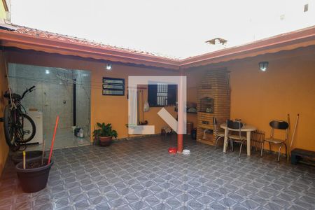 Casa à venda com 180m², 3 quartos e 3 vagasQuintal