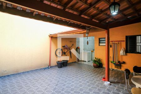 Casa à venda com 180m², 3 quartos e 3 vagasQuintal