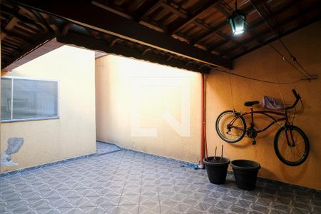 Casa à venda com 180m², 3 quartos e 3 vagasQuintal