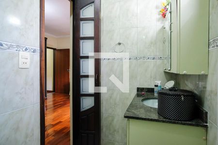 Casa à venda com 180m², 3 quartos e 3 vagasBanheiro da suíte
