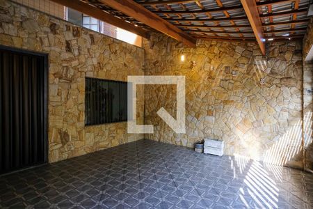 Casa à venda com 180m², 3 quartos e 3 vagasGaragem