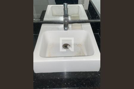 Apartamento para alugar com 66m², 3 quartos e 1 vagaBanheiro