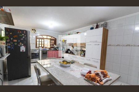 Casa à venda com 160m², 3 quartos e 1 vaga
