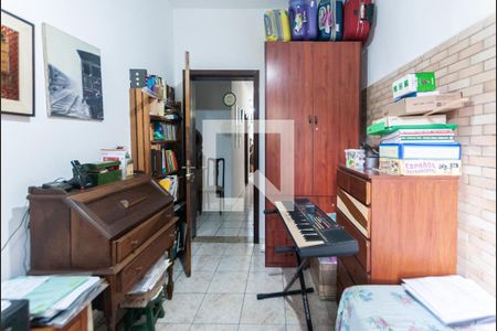 Casa à venda com 180m², 3 quartos e 4 vagas