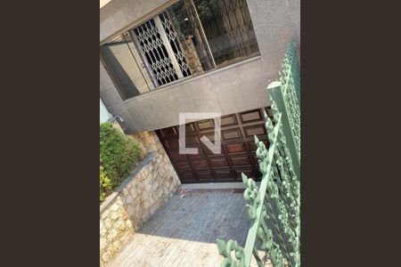 Casa à venda com 300m², 4 quartos e 5 vagas