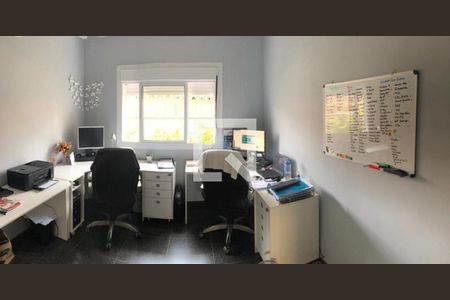 Casa à venda com 300m², 4 quartos e 5 vagas