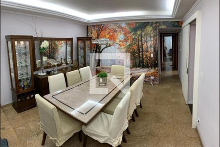 Casa à venda com 300m², 4 quartos e 5 vagas