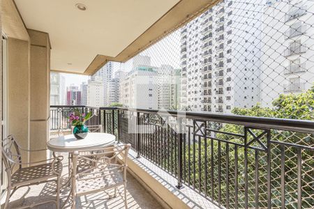 Apartamento à venda com 200m², 3 quartos e 4 vagas