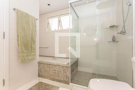 Apartamento à venda com 200m², 3 quartos e 4 vagas