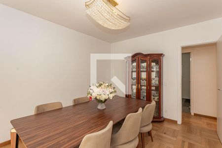 Apartamento à venda com 200m², 3 quartos e 4 vagas