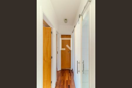 Corredor de apartamento para alugar com 2 quartos, 59m² em Santa Cecília, São Paulo